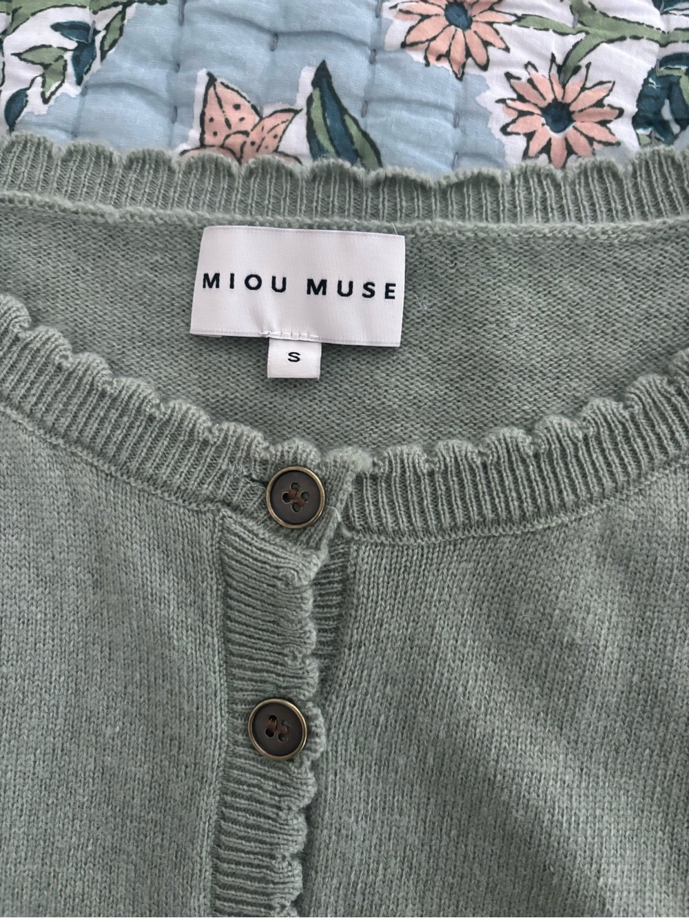 Miou Muse Sage Puff Sleeve Button Cardigan - Picture 2 of 3